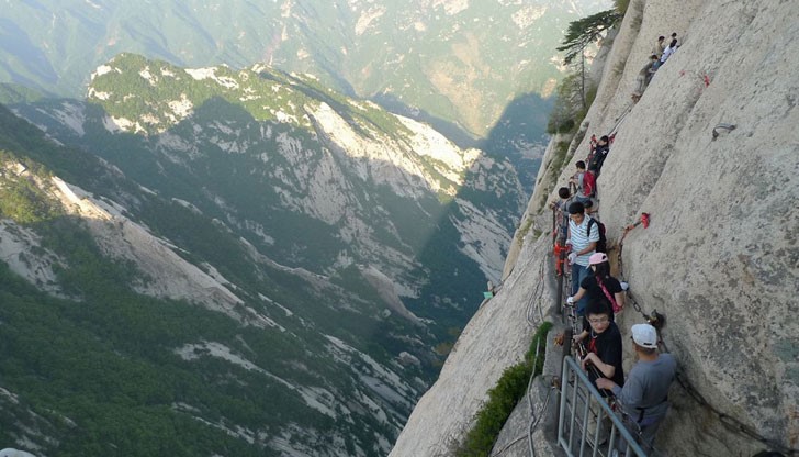 Някои ентусиасти още с първата си крачка буквално се вкаменяват от ужас