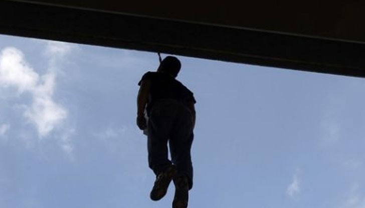 30-годишен мъж се е обесил под мост в центъра на Разград / Снимката е илюстративна
