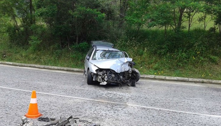 Трима са пострадалите в инцидента на пътя Гоце Делчев - Банско станал снощи в 23.10 часа