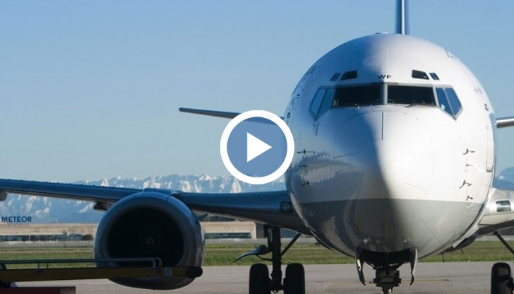 Пилот на авиокомпания се превърна в интернет знаменитост