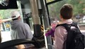 Петокласник трогна цял автобус тази сутрин