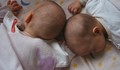 Самотна майка изпадна в клинична смърт, след като роди близначета