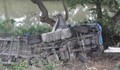 „Рено Клио” се удари челно в товарен камион „Мерцедес”