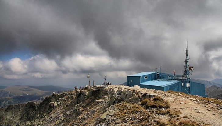 Огнян е намерен от негов колега в подножието на Мусала, откъм страната на Леденото езеро