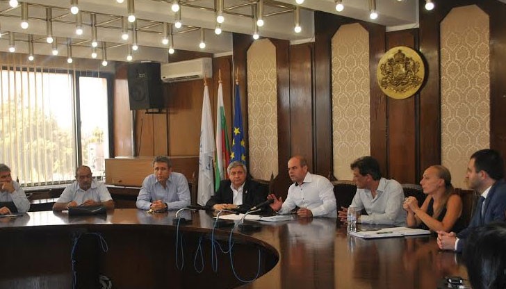 Кметът на Русе обяви, че се създава организация за денонощни проверки на въздуха над Русе