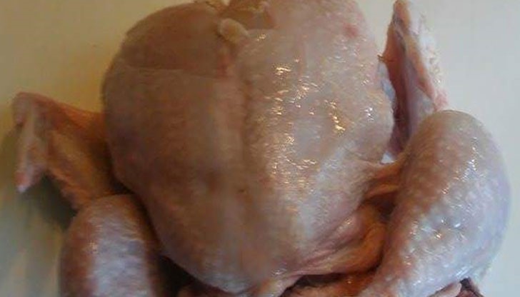 В пилето са натъпкани три допълнителни шийки