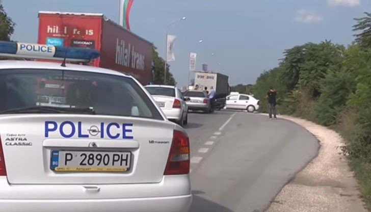 Крадците били заловени при спецакция на полицията на изхода на Русе