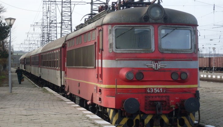 „БДЖ – Пътнически превози” ЕООД ще увеличи с допълнителни вагони съставите на някои влакове