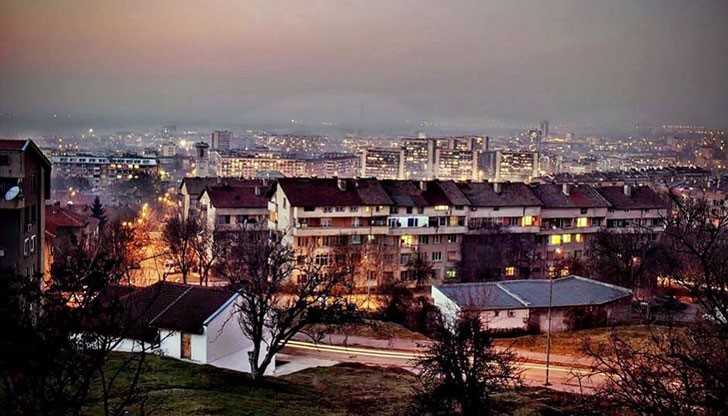 Силното земетресение във Вранча, което се усети в Русе накара хората да излязат от домовете си Силното земетресение във Вранча, което се усети в Русе накара хората да излязат от домовете си