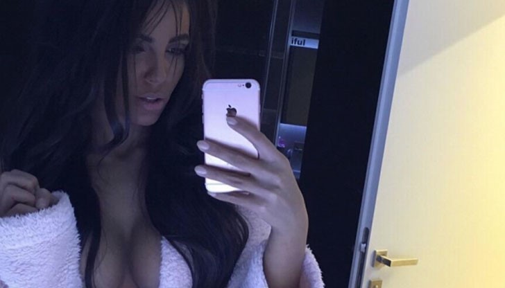 Само дето не й достигат годините, за да се кандидатира Само дето не й достигат годините, за да се кандидатира