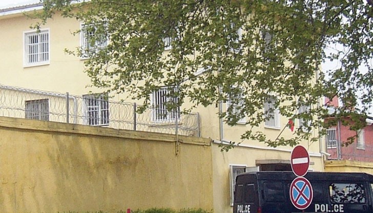 Той е успял да преодолее 3-метровата телена ограда преди пет дни