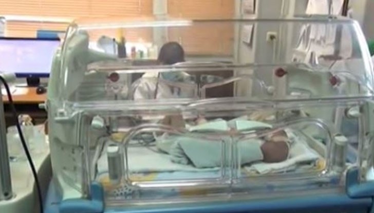 Тъй като майката на децата е само на 14 години, баща им е обвиняем за секс с малолетна