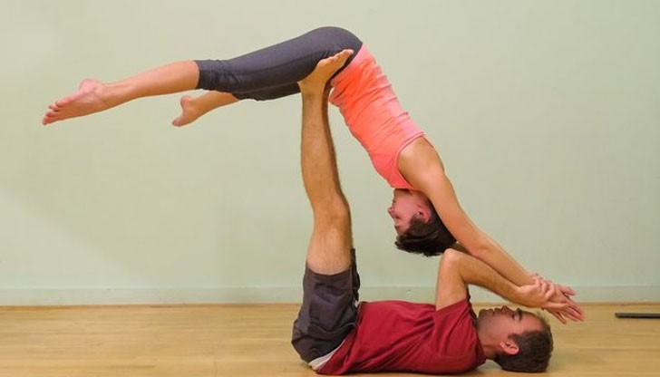 Открит урок "Акробатика и лечебна физкултура" в комплекс „Локомотив“ Открит урок "Акробатика и лечебна физкултура" в комплекс „Локомотив“