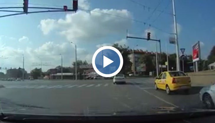 "Може жена му да ражда..."