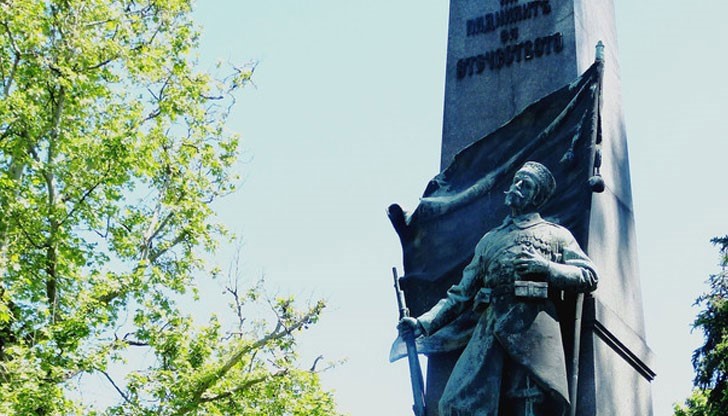 Те отиват с делегация на румънските запасни от Гюргево Те отиват с делегация на румънските запасни от Гюргево