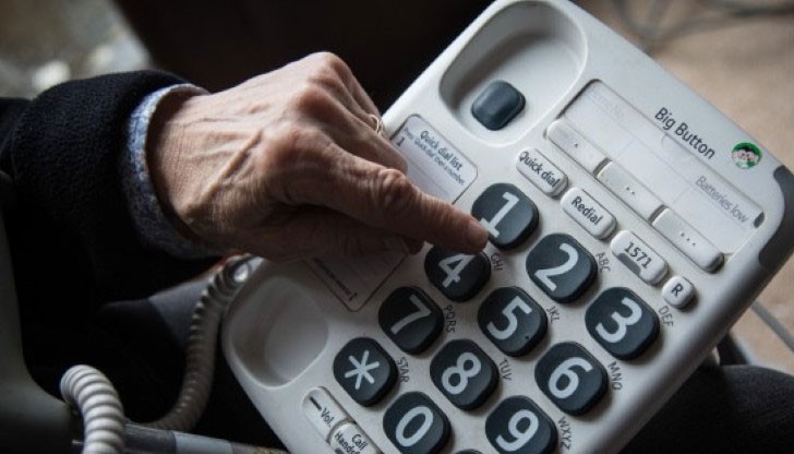 Истински екшън е преживяла 85-годишна русенка, станала жертва на телефонни измамници