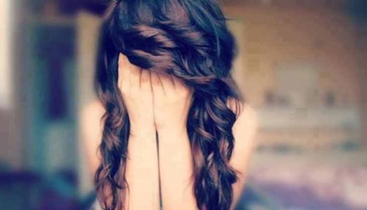 След като я изнасилили, я принудили да обслужва по четирима клиента на ден