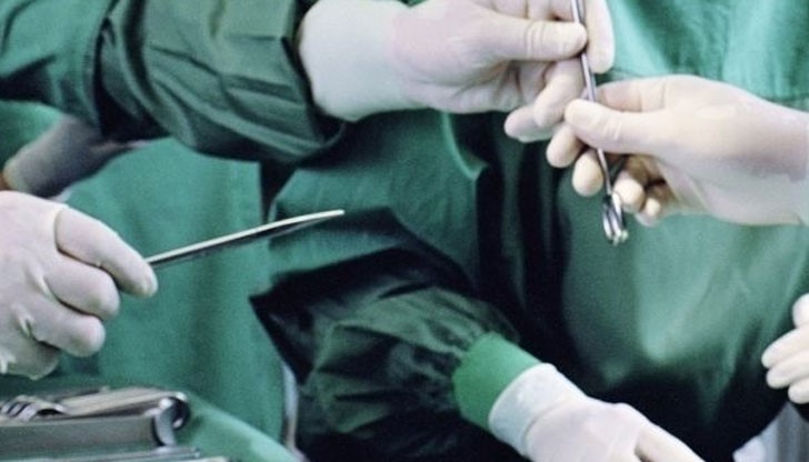 За няколко часа Министерството на здравеопазването взе решение да заплати 200 000 лева от парите си, предвидени за капиталови разходи, за да закупи с тях изкуствено сърце