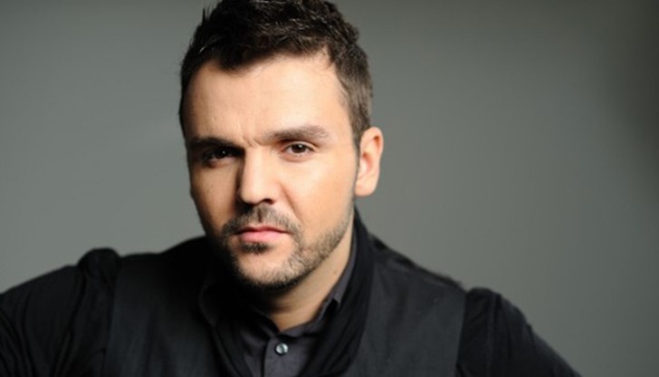 Владимир Ампов-Графа е пострадал и потърсил лекарска помощ в Благоевград Владимир Ампов-Графа е пострадал и потърсил лекарска помощ в Благоевград