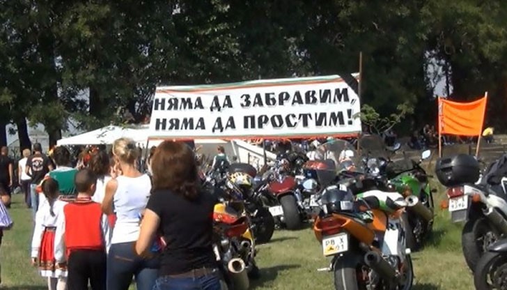 Панихида в Катуница за петата годишнина от смъртта на Ангел и Павел