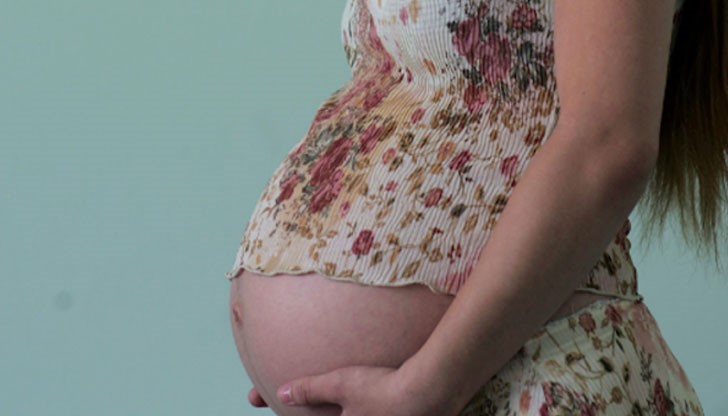 В РЗИ-Бургас се изгавриха с бременна в 9-ия месец, вижте шокиращия й разказ
