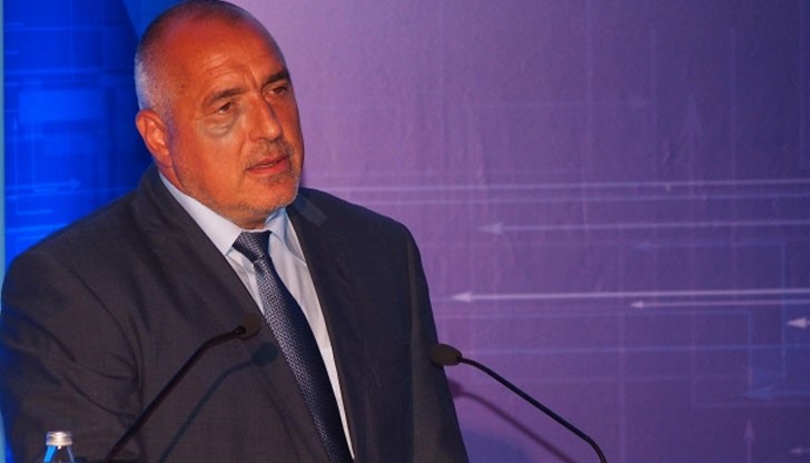 Премиерът е претърпял лек инцидент на футболното игрище? Премиерът е претърпял лек инцидент на футболното игрище?