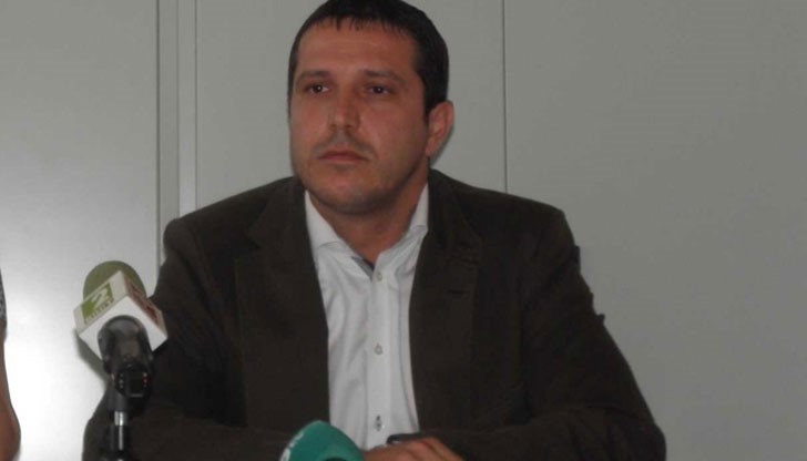 Поводът е превишаване на полицейски правомощия и непремерени действия по отношение на граждани