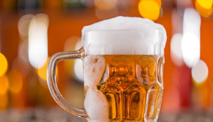 Единствено когато е топла, тя може да разшири пикочопровода и да въздейства благоприятно при определени бъбречни проблеми Единствено когато е топла, тя може да разшири пикочопровода и да въздейства благоприятно при определени бъбречни проблеми