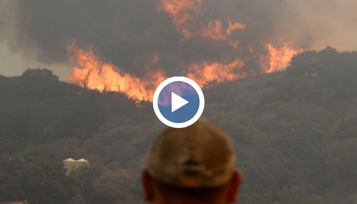 Пожарът, който е тръгнал тази сутрин в момента е обхванал повече от половината остров
