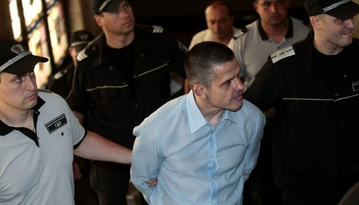 Свидетелят обаче не е обявен за издирване