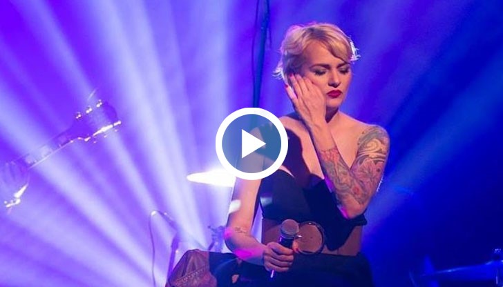 Певицата публикува скандалното видео във "Фейсбук" профила си