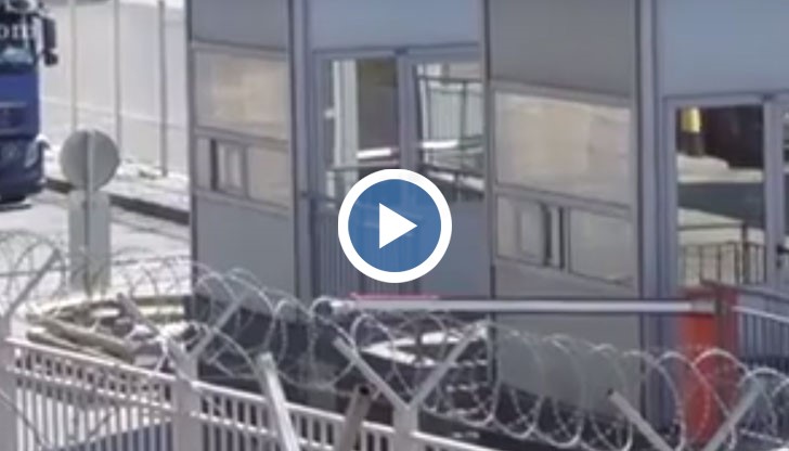 5 часа стоя затворен ГКПП Капитан Андреево заради спецакцията