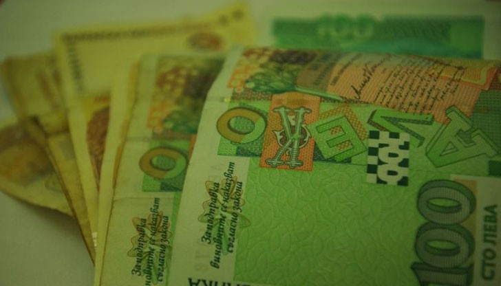 От квартирата на 24-годишният русенец са изчезнали 1150 лева От квартирата на 24-годишният русенец са изчезнали 1150 лева