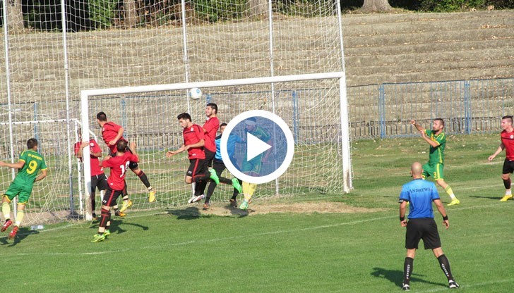 Русенските „железничари“ свалиха Добруджа от върха