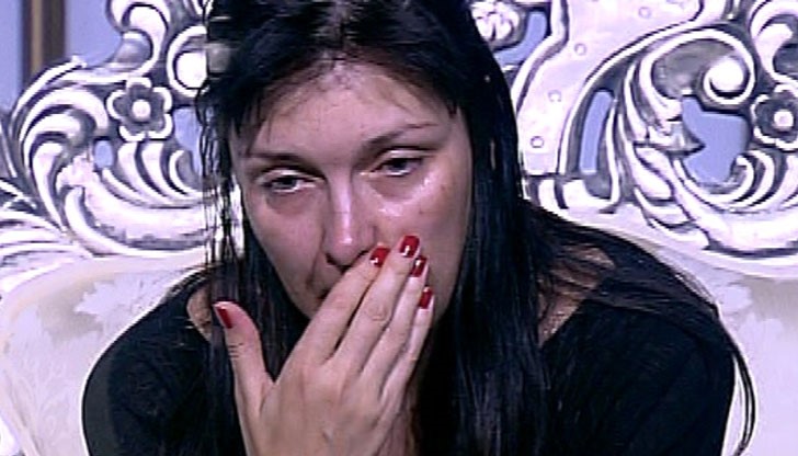 Калканджиева е преминала тихо-мълком през този тежък за нея момент