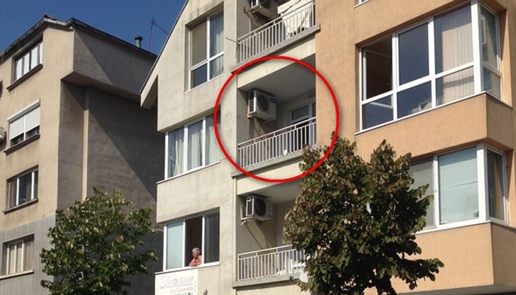 Изтрещелият бургазлия хвърлял през балкона каквото му попадне...