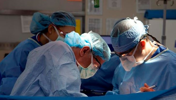 Уникалното за България в случая е, че само за 24 часа изкуственото сърце е било "поискано, поръчано и доставено"! Уникалното за България в случая е, че само за 24 часа изкуственото сърце е било "поискано, поръчано и доставено"!