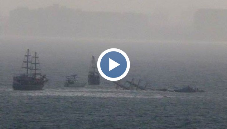 турската брегова охрана вече са успели да извадят от водата 73 души