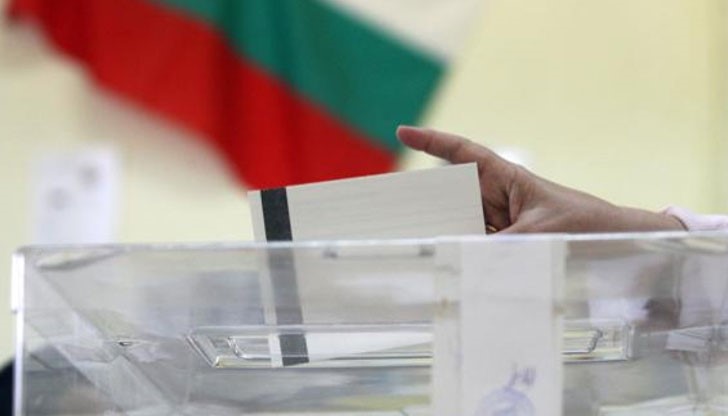 12 партии и 5 коалиции подадоха документи за участие в предстоящите на 6 ноември президентски избори