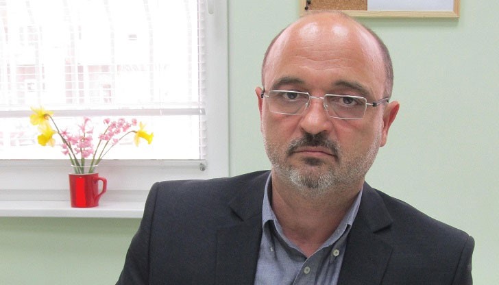 Водещият специалист в областта на Уши, нос и гърло д-р Асен Меджидиев ще бъде отново в Русе Водещият специалист в областта на Уши, нос и гърло д-р Асен Меджидиев ще бъде отново в Русе