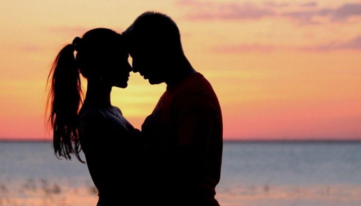 Някои обичат пламенно, други дават трудно любовта си Някои обичат пламенно, други дават трудно любовта си