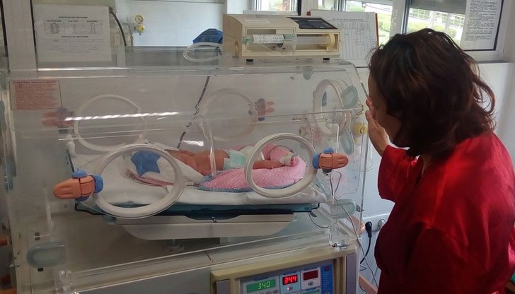 Ще се наложи обаче малкият Пресиян да остане известно време в кувьоз заради по-ниското си тегло