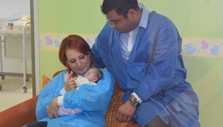 Малката Виктория Янкова е същинско медицинско чудо