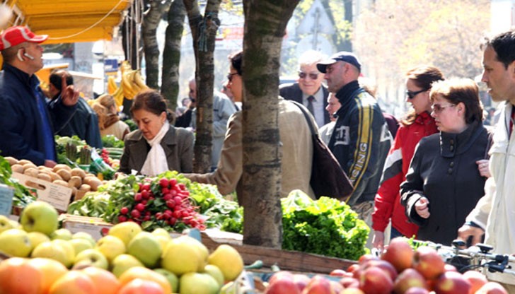 За бели бедни пенсионери - 0 лв/кг, за други - 0.30 лв/кг