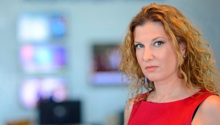 По време на размириците преди 5 години Бенатова отразяваше събитията като репортер на бТВ