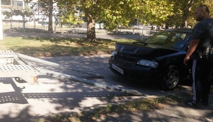 Инцидентът е станал около 11.30 часа пред повдигнатата пешеходна пътека преди спирката на "Олимп" в посока КАТ