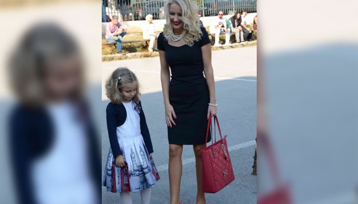 Учителката Станислава Величкова поведе първолаци в 119-о СОУ в София