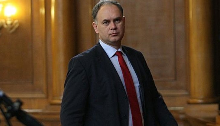 Независимият кандидат и лидер на "Нормална държава" Георги Кадиев коментира изцепката на Пьотр Толстой, че Русия ще купи България Независимият кандидат и лидер на "Нормална държава" Георги Кадиев коментира изцепката на Пьотр Толстой, че Русия ще купи България