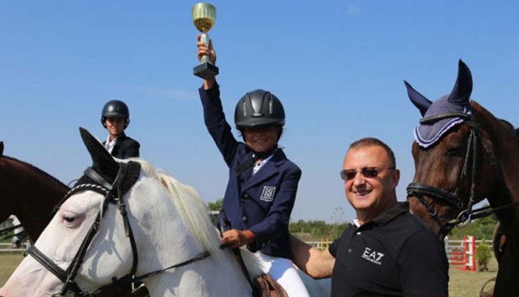 10-годишната Йоанна Тодорова заслужи специалната купа на провелото се днес на хиподрума край Русе състезание