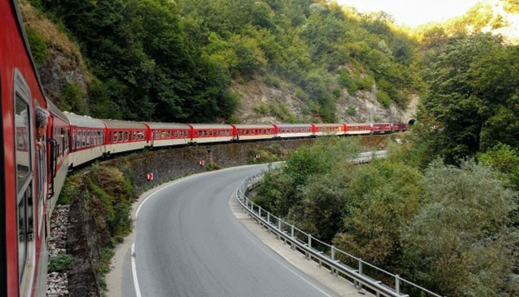 Днес отбелязват кръглия юбилей на Родопската теснолинейка Днес отбелязват кръглия юбилей на Родопската теснолинейка